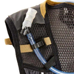 SAC DE TRAIL RUNNING MIXTE 10 L NOIR ET BRONZE - VENDU AVEC POCHE À EAU 1L -Équipement Sportif sac de trail running mixte 10 l noir et bronze vendu avec poche a eau 1l 5